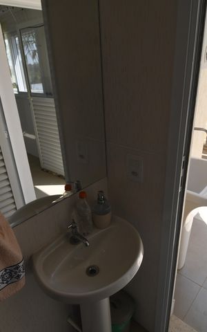Casa de condomínio para alugar com 620m², 5 quartos e 8 vagasBanheiro de serviço