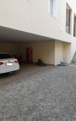 Casa de condomínio para alugar com 620m², 5 quartos e 8 vagasGaragem