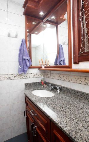 Apartamento à venda com 158m², 3 quartos e 2 vagasBanheiro da Suíte
