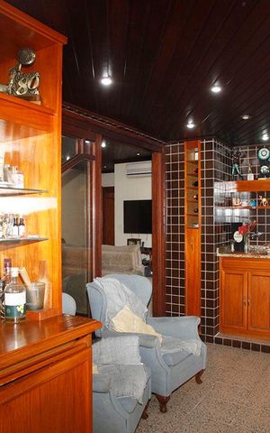 Apartamento à venda com 158m², 3 quartos e 2 vagasVaranda 