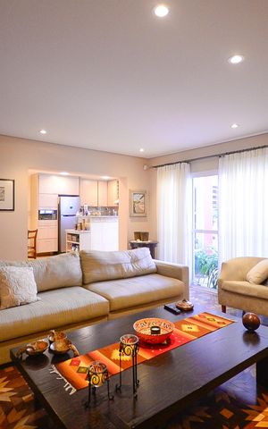 Casa à venda com 260m², 3 quartos e 2 vagasSala