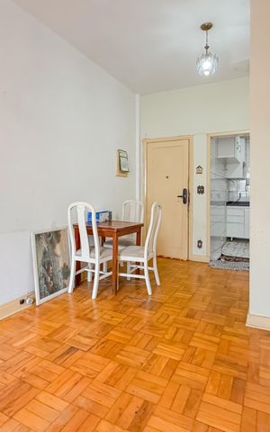 Studio à venda com 30m², 1 quarto e sem vaga Studio à venda com 30m², 1 quarto e sem vagaSala