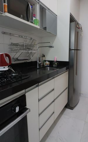 Apartamento à venda com 55m², 2 quartos e 1 vagaCozinha 