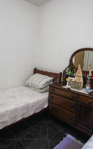 Casa à venda com 400m², 2 quartos e 4 vagasQuarto 1