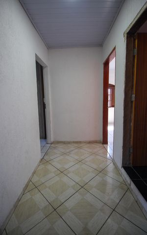 Casa à venda com 400m², 2 quartos e 4 vagasCorredor Edícula - Quarto 2