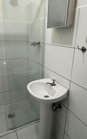 Studio para alugar com 30m², 1 quarto e sem vaga Studio para alugar com 30m², 1 quarto e sem vagaBanheiro