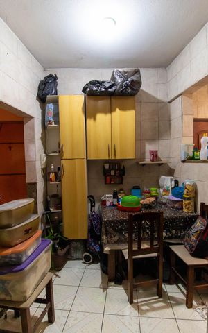Apartamento à venda com 64m², 2 quartos e sem vaga Apartamento à venda com 64m², 2 quartos e sem vagaCozinha
