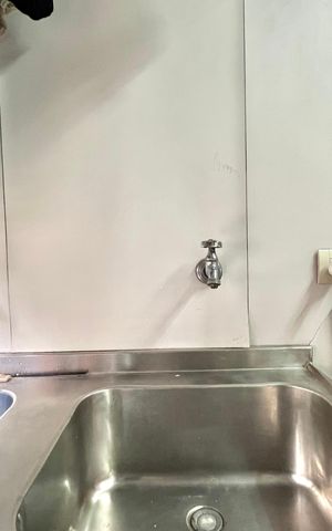 Apartamento à venda com 216m², 4 quartos e 3 vagas Apartamento à venda com 216m², 4 quartos e 3 vagasÁrea de Serviço