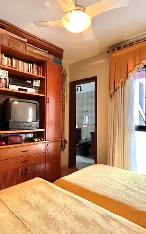 Apartamento à venda com 216m², 4 quartos e 3 vagas Apartamento à venda com 216m², 4 quartos e 3 vagasSuíte 2