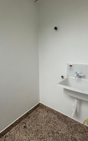 Apartamento para alugar com 28m², 1 quarto e 1 vaga Apartamento para alugar com 28m², 1 quarto e 1 vagaÁrea de Serviço