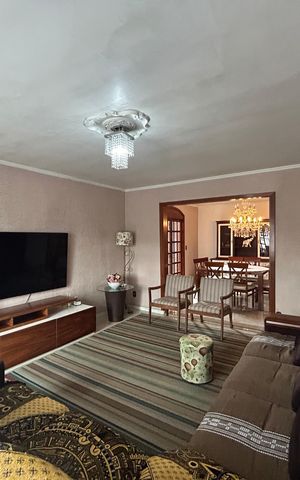 Apartamento à venda com 400m², 4 quartos e sem vaga Apartamento à venda com 400m², 4 quartos e sem vagaSala