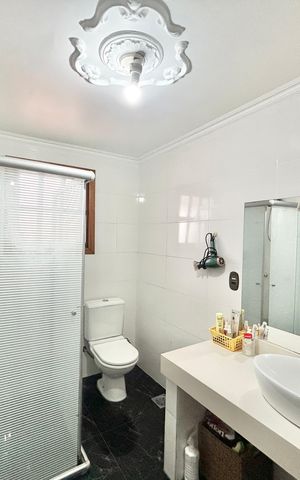 Apartamento à venda com 400m², 4 quartos e sem vaga Apartamento à venda com 400m², 4 quartos e sem vagaBanheiro da Suíte