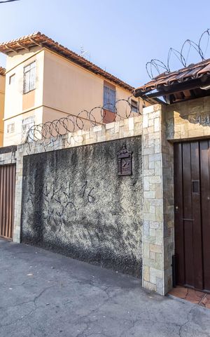 Apartamento para alugar com 40m², 2 quartos e 1 vaga Apartamento para alugar com 40m², 2 quartos e 1 vagaFachada