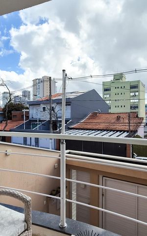 Casa à venda com 300m², 3 quartos e 5 vagas Casa à venda com 300m², 3 quartos e 5 vagasVaranda da Sala