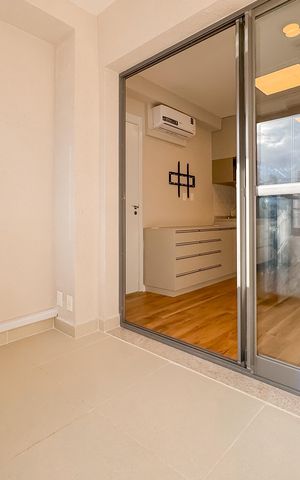 Studio à venda com 32m², 1 quarto e sem vaga Studio à venda com 32m², 1 quarto e sem vagaVaranda