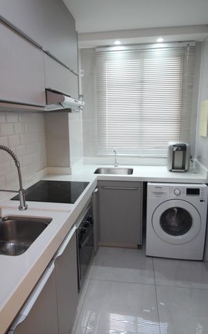 Apartamento para alugar com 55m², 2 quartos e 1 vagaCozinha e Área de Serviço