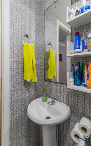 Apartamento à venda com 47m², 2 quartos e 1 vagaBanheiro Social