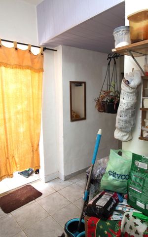 Apartamento à venda com 200m², 2 quartos e sem vagaCozinha