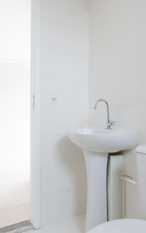Apartamento à venda com 48m², 2 quartos e 1 vaga Apartamento à venda com 48m², 2 quartos e 1 vagaBanheiro