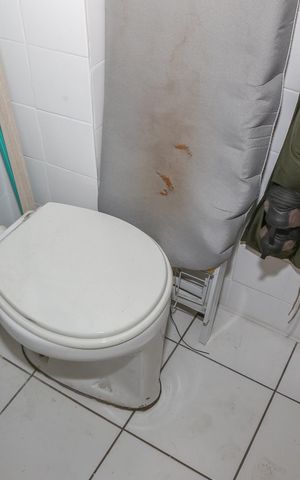 Apartamento à venda com 80m², 3 quartos e 1 vaga Apartamento à venda com 80m², 3 quartos e 1 vagaBanheiro de serviço