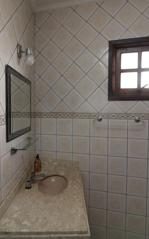 Casa à venda com 205m², 3 quartos e 5 vagasBanheiro da Suíte