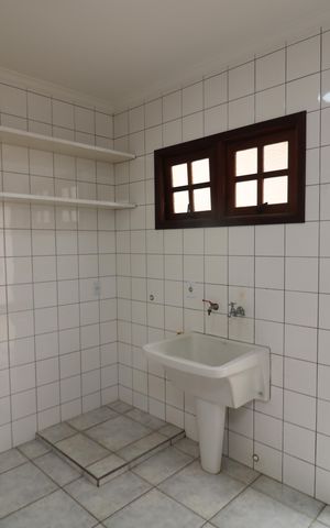 Casa à venda com 205m², 3 quartos e 5 vagasÁrea de Serviço