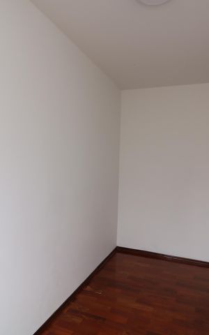 Casa à venda com 205m², 3 quartos e 5 vagasHall