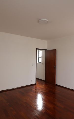 Casa à venda com 205m², 3 quartos e 5 vagasSuíte