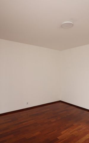 Casa à venda com 205m², 3 quartos e 5 vagasSuíte