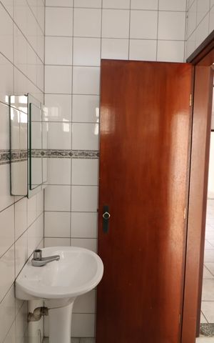 Casa à venda com 205m², 3 quartos e 5 vagasBanheiro Social