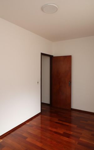 Casa à venda com 205m², 3 quartos e 5 vagasQuarto 1