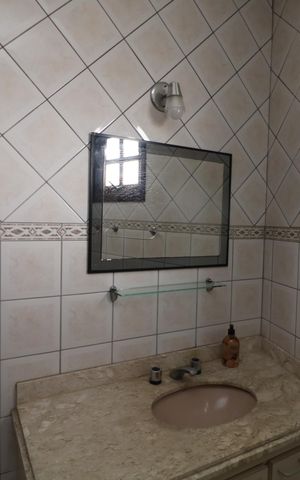 Casa à venda com 205m², 3 quartos e 5 vagasBanheiro da Suíte