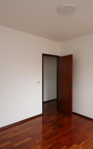 Casa à venda com 205m², 3 quartos e 5 vagasQuarto 2