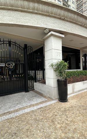 Apartamento à venda com 65m², 2 quartos e 2 vagas Apartamento à venda com 65m², 2 quartos e 2 vagasFachada e portaria