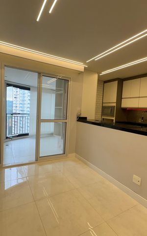 Apartamento à venda com 65m², 2 quartos e 2 vagas Apartamento à venda com 65m², 2 quartos e 2 vagasSala