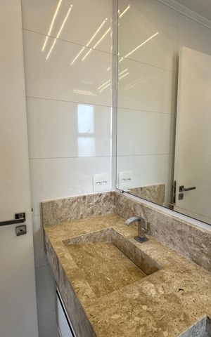 Apartamento à venda com 65m², 2 quartos e 2 vagas Apartamento à venda com 65m², 2 quartos e 2 vagasBanheiro da Suíte
