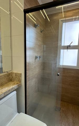 Apartamento à venda com 65m², 2 quartos e 2 vagas Apartamento à venda com 65m², 2 quartos e 2 vagasBanheiro da Suíte