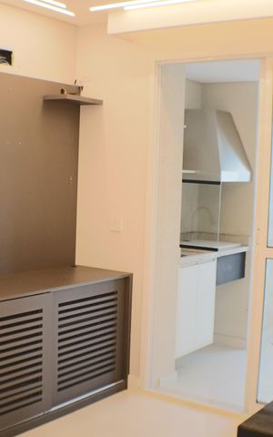 Apartamento à venda com 65m², 2 quartos e 2 vagas Apartamento à venda com 65m², 2 quartos e 2 vagasSala