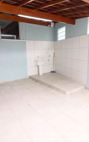 Casa à venda com 162m², 3 quartos e 2 vagasÁrea de Serviço