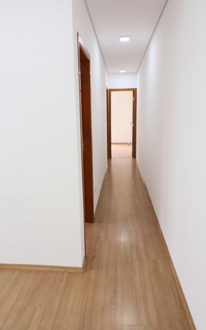 Casa à venda com 162m², 3 quartos e 2 vagasCorredor 