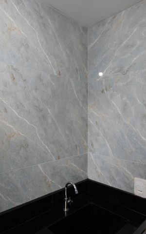 Casa de condomínio à venda com 43m², 2 quartos e sem vaga Casa de condomínio à venda com 43m², 2 quartos e sem vagaBanheiro