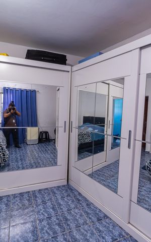 Casa à venda com 150m², 3 quartos e 3 vagas Casa à venda com 150m², 3 quartos e 3 vagasSuíte 1