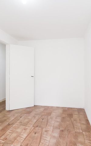 Casa à venda com 520m², 5 quartos e 7 vagasQuarto 2