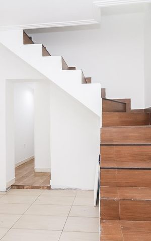 Casa à venda com 520m², 5 quartos e 7 vagasSala