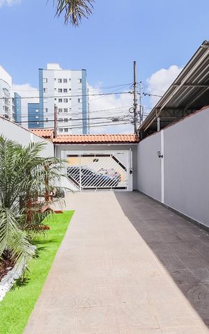 Casa à venda com 520m², 5 quartos e 7 vagasQuintal/Garagem