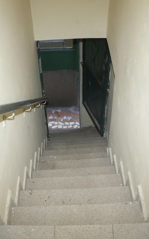 Apartamento para alugar com 60m², 1 quarto e sem vagaEscada