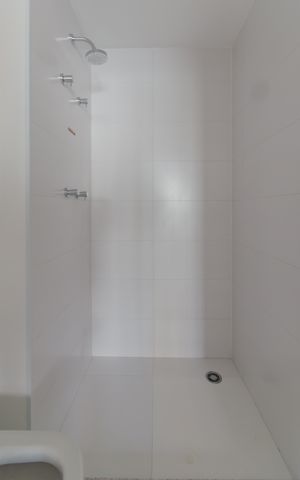 Studio à venda com 34m², 1 quarto e sem vaga Studio à venda com 34m², 1 quarto e sem vagaBanheiro