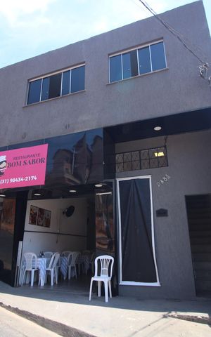 Casa à venda com 100m², 2 quartos e sem vagaFachada