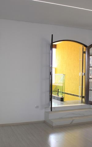 Casa à venda com 350m², 5 quartos e 3 vagasSuíte Master