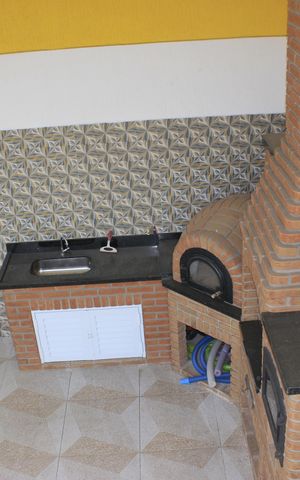 Casa à venda com 350m², 5 quartos e 3 vagasEspaço Gourmet